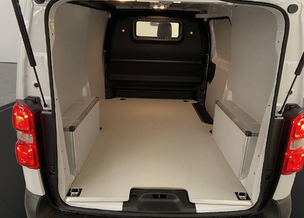 Vehicle image 12 Vehicle image 12