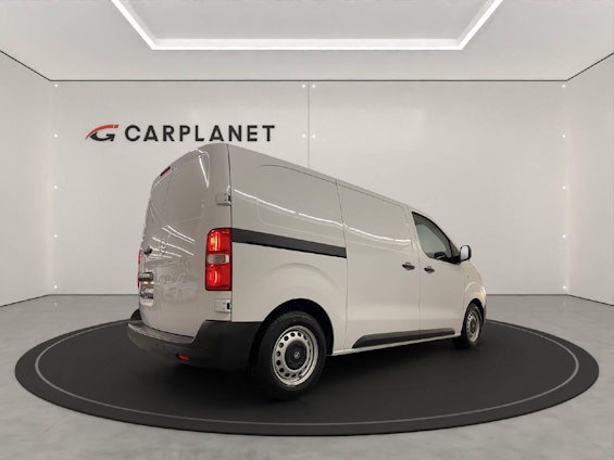 Vehicle image 3 Vehicle image 3