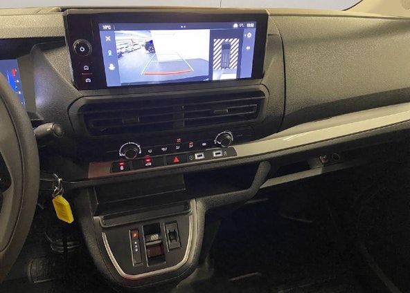 Vehicle image 7 Vehicle image 7