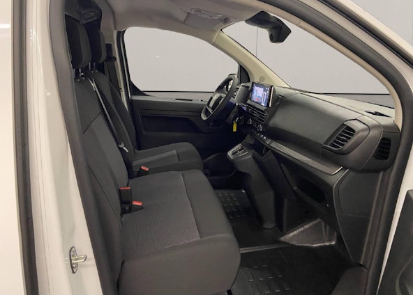 Vehicle image 11 Vehicle image 11