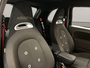 Fiat 595 Abarth 1.4 T-Jet 160 Pista
