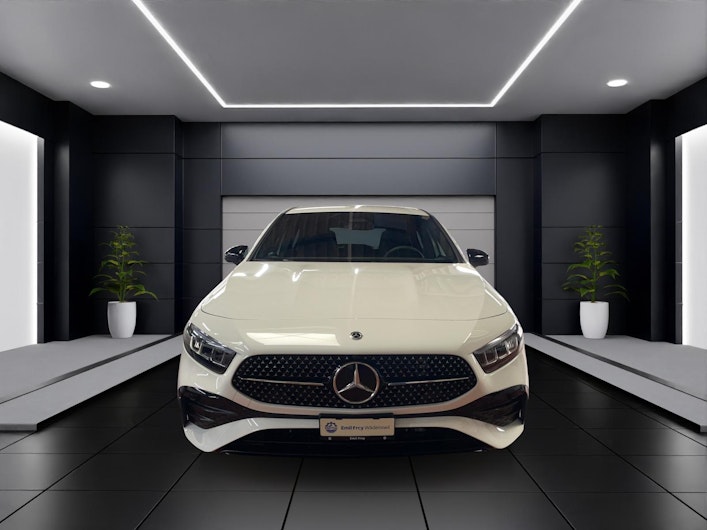 Vehicle image MERCEDES-BENZ A 180