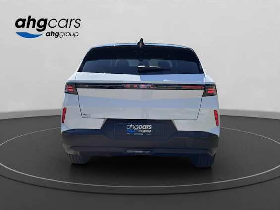 Vehicle image 3 Vehicle image 3