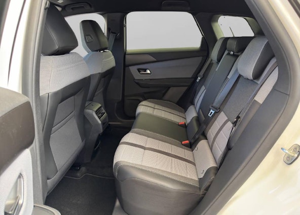 Vehicle image 7 Vehicle image 7