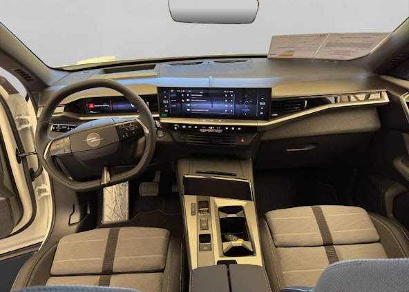 Vehicle image 6 Vehicle image 6