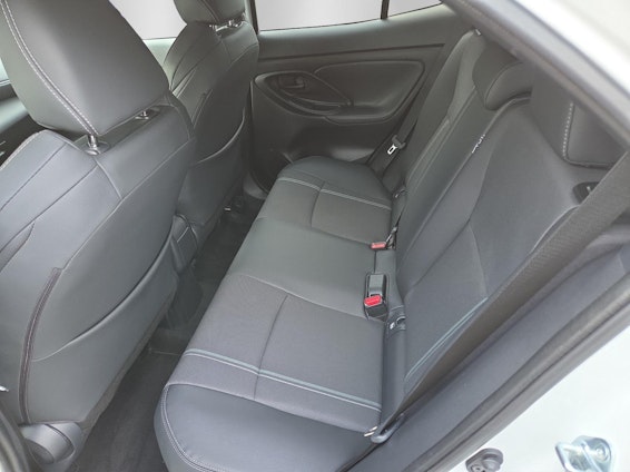 Vehicle image 10 Vehicle image 10