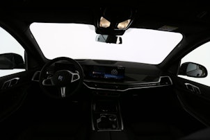 Vehicle image BMW X7 40d xDrive