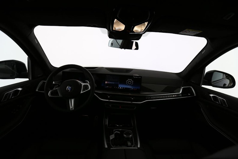 Vehicle image BMW X7