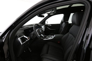 Vehicle image BMW X7 40d xDrive