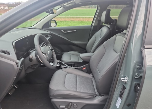 Vehicle image 6 Vehicle image 6