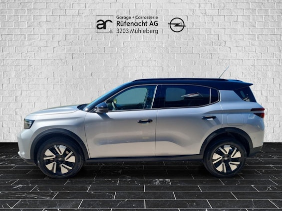 Vehicle image 4 Vehicle image 4