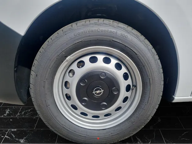 Opel Vivaro Cargo 2.0 D 144 S/S