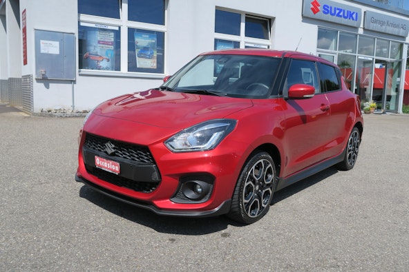 First vehicle image