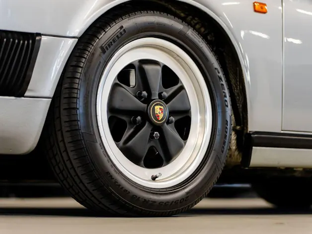 Porsche 911 Carrera Coupé