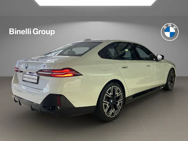 BMW i5 M60 xDrive