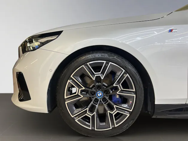 BMW i5 M60 xDrive
