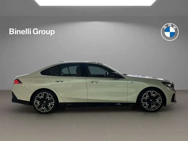 BMW i5 M60 xDrive
