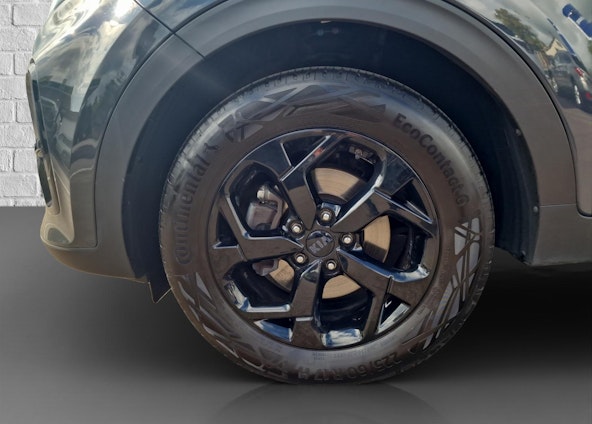 Vehicle image 13 Vehicle image 13