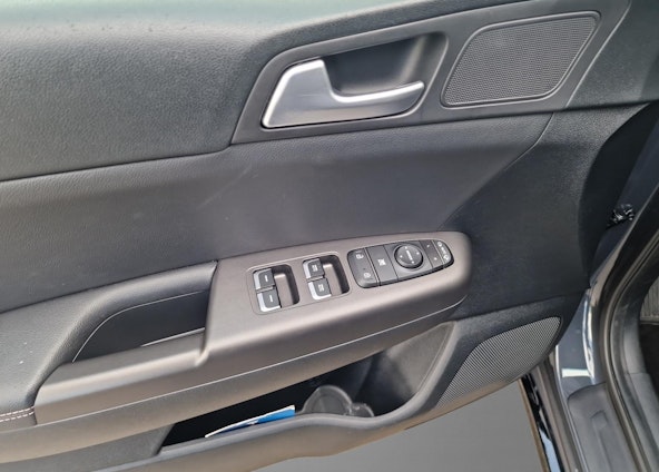 Vehicle image 11 Vehicle image 11