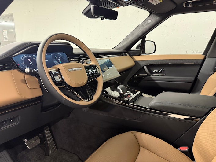 Vehicle image LAND ROVER RANGE ROVER SPORT