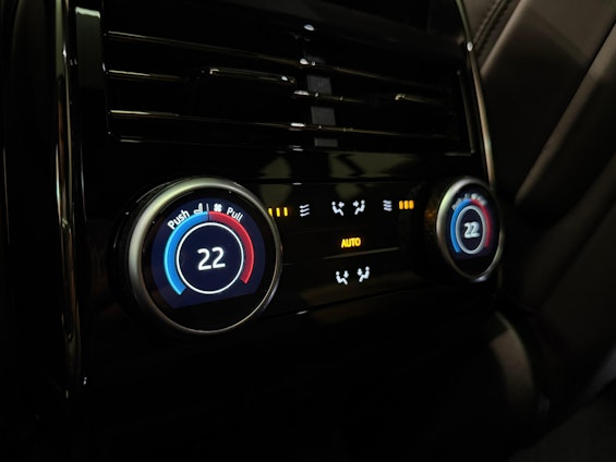 Vehicle image 12 Vehicle image 12