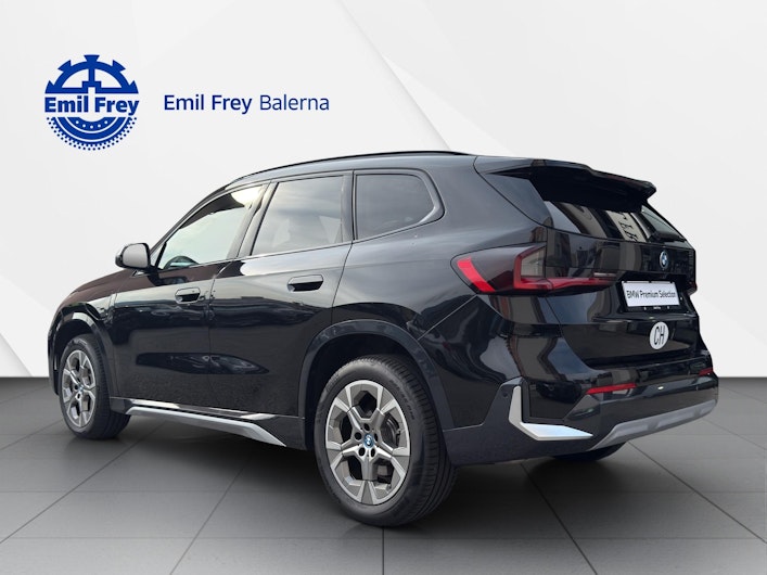 Vehicle image BMW X1