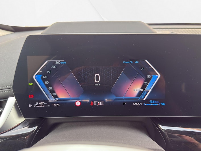 Vehicle image BMW X1