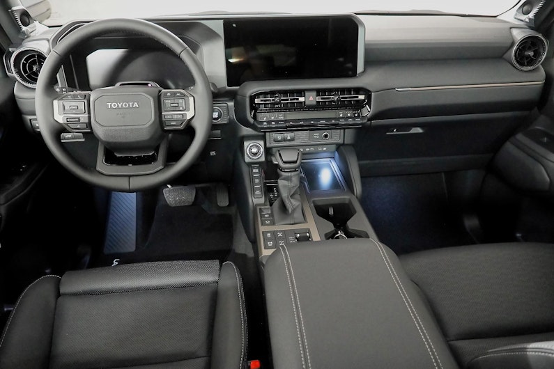 Vehicle image TOYOTA LANDCRUISER