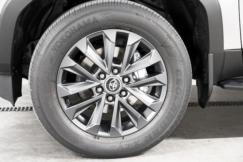 Vehicle image TOYOTA LANDCRUISER