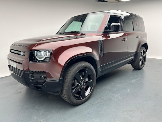 First vehicle image