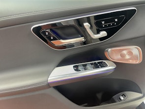 Vehicle image MERCEDES-BENZ GLC 220 d AMG Line 4matic