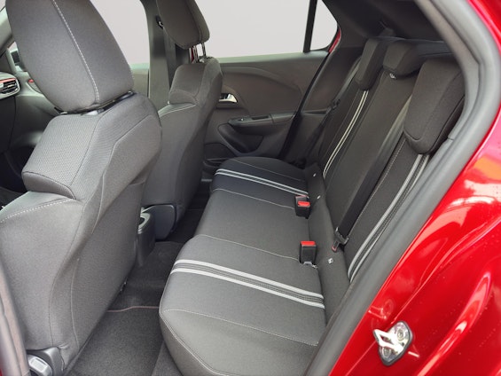 Vehicle image 6 Vehicle image 6