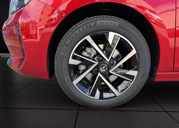 Vehicle image 9 Vehicle image 9