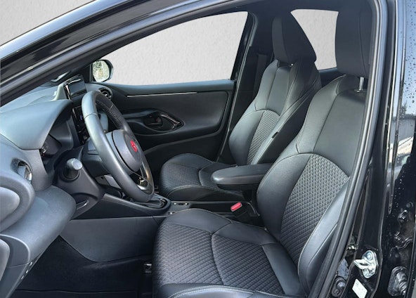 Vehicle image 2 Vehicle image 2