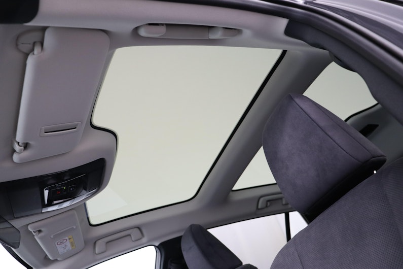 Vehicle image LEXUS RZ