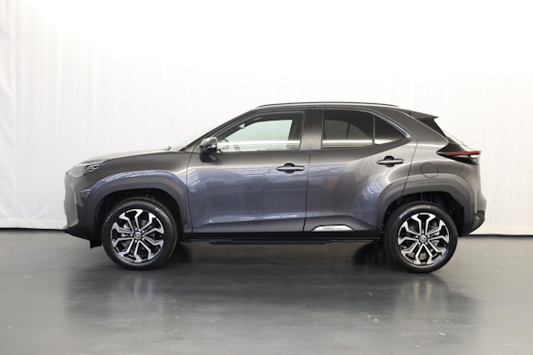 TOYOTA Yaris Cross 1.5 VVT-i HSD Trend AWD-i 3