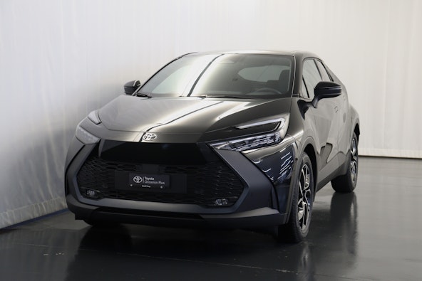 First vehicle image
