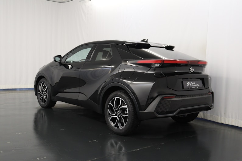 Vehicle image TOYOTA C-HR