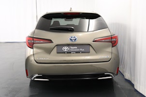 Vehicle image TOYOTA Corolla Touring Sports 2.0 HSD Trend