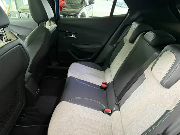 Peugeot 2008 e-GT