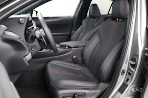 Vehicle image LEXUS UX 300h F-Sport