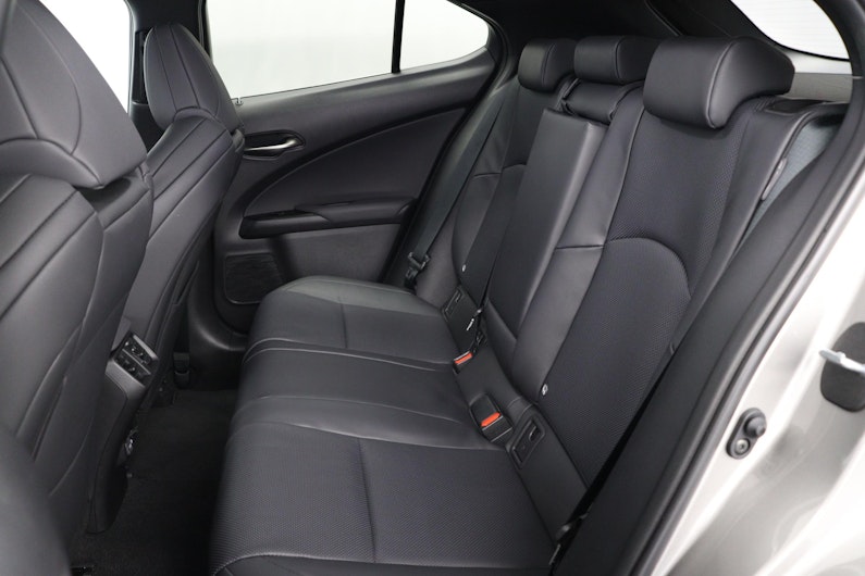 Vehicle image LEXUS UX