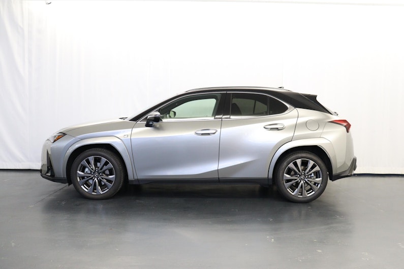 Vehicle image LEXUS UX