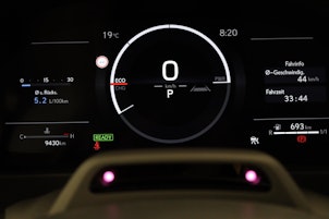 Vehicle image LEXUS UX 300h F-Sport