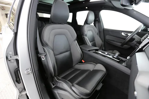 Volvo XC60 2.0 T6 TE R-Design eAWD
