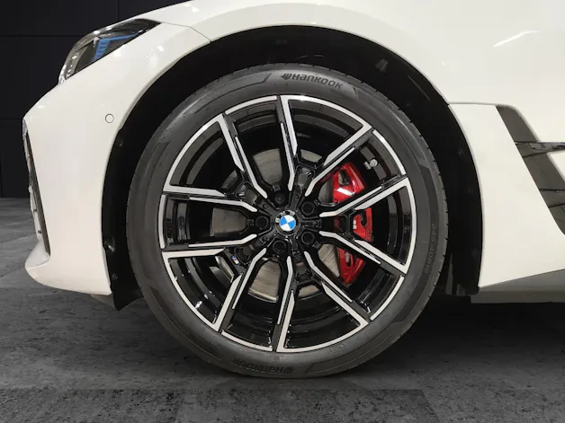 BMW i4 xDrive40