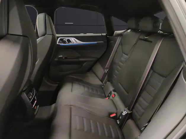 BMW i4 M50