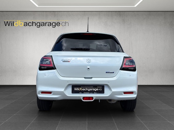 Vehicle image 3 Vehicle image 3