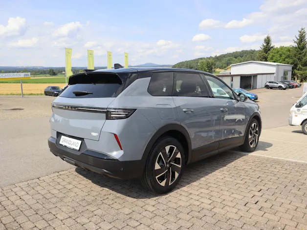 Opel Grandland 1.2 T HEV GS