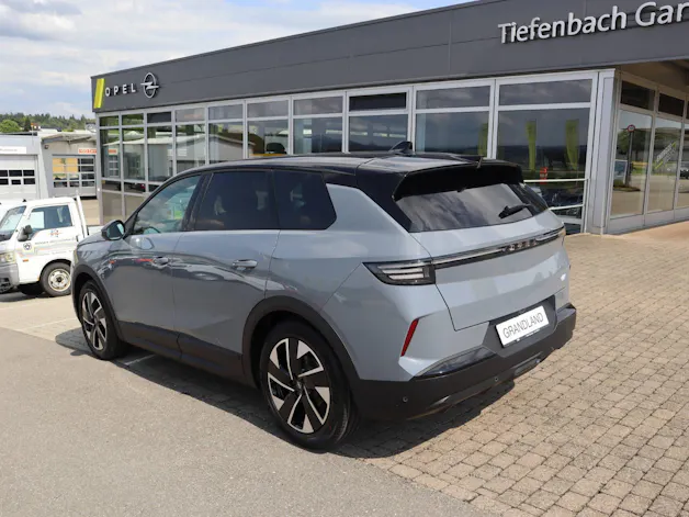 Opel Grandland 1.2 T HEV GS